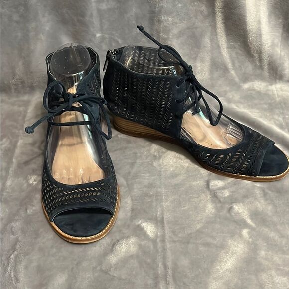 Vince Camuto Remme Navy Blue Suede Perforated Open Toe Wedge Sandal - Picture 1 of 10
